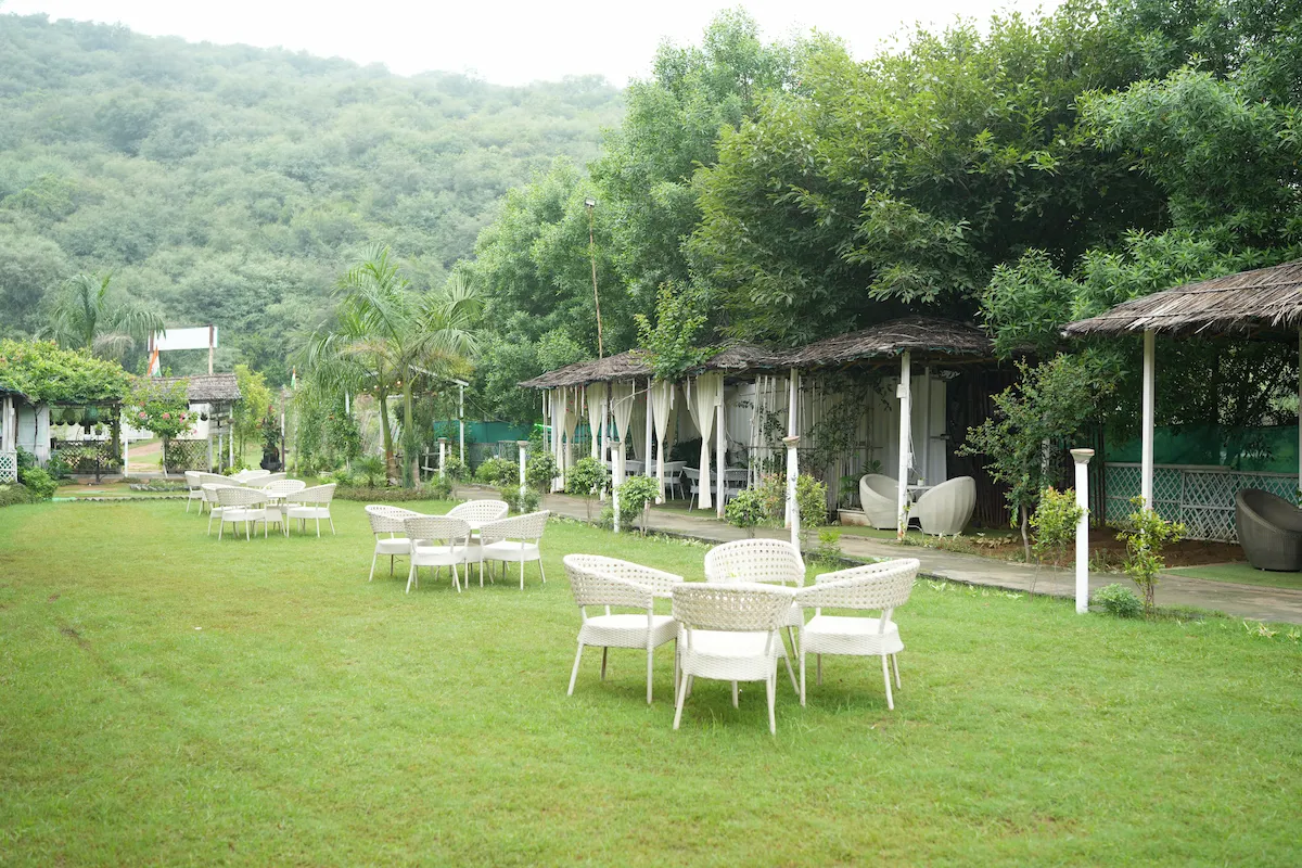 The GreenHouse Cafe